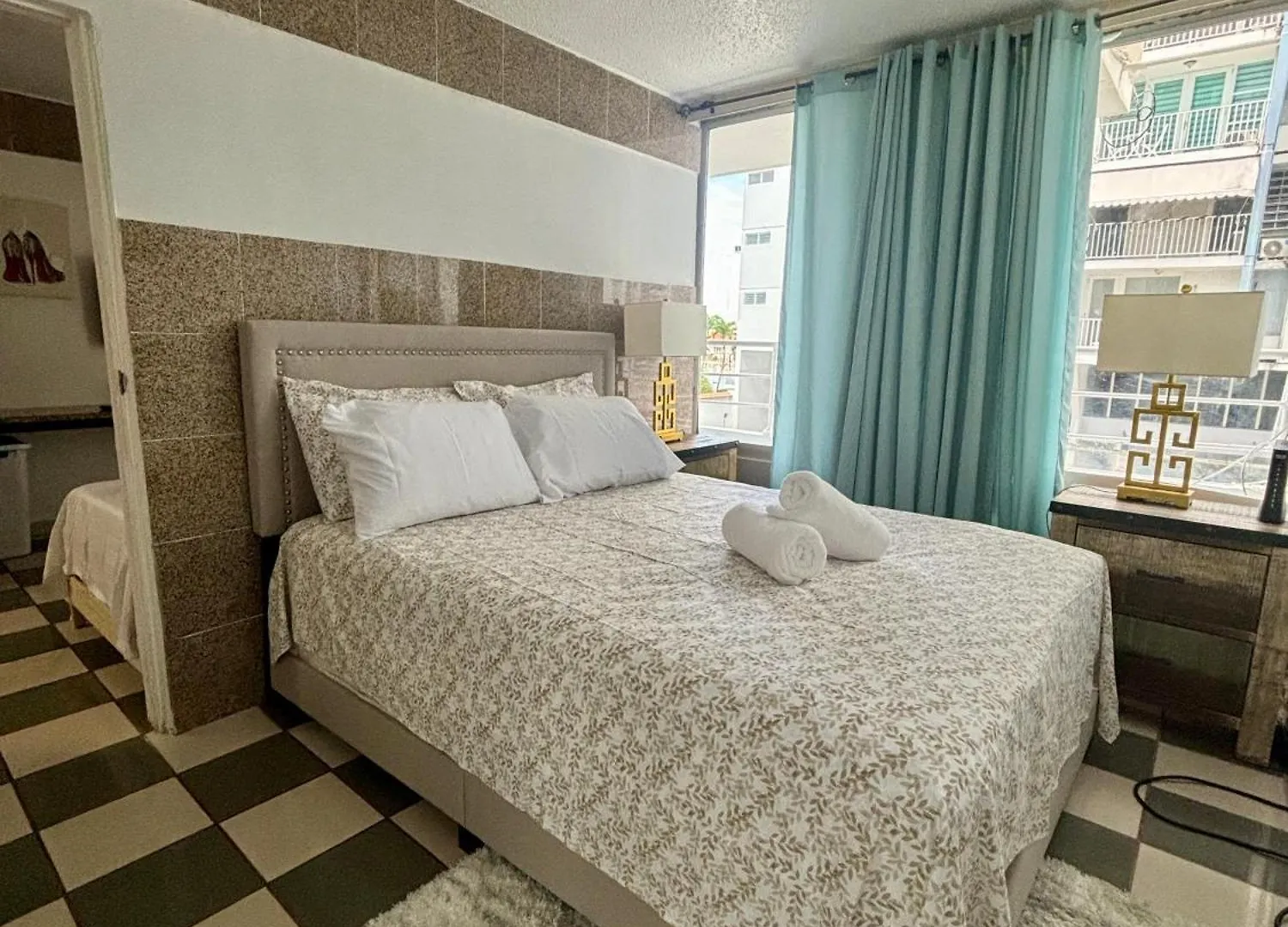 Downtown Isla Verde Luxe Apartment With Pool San Juan