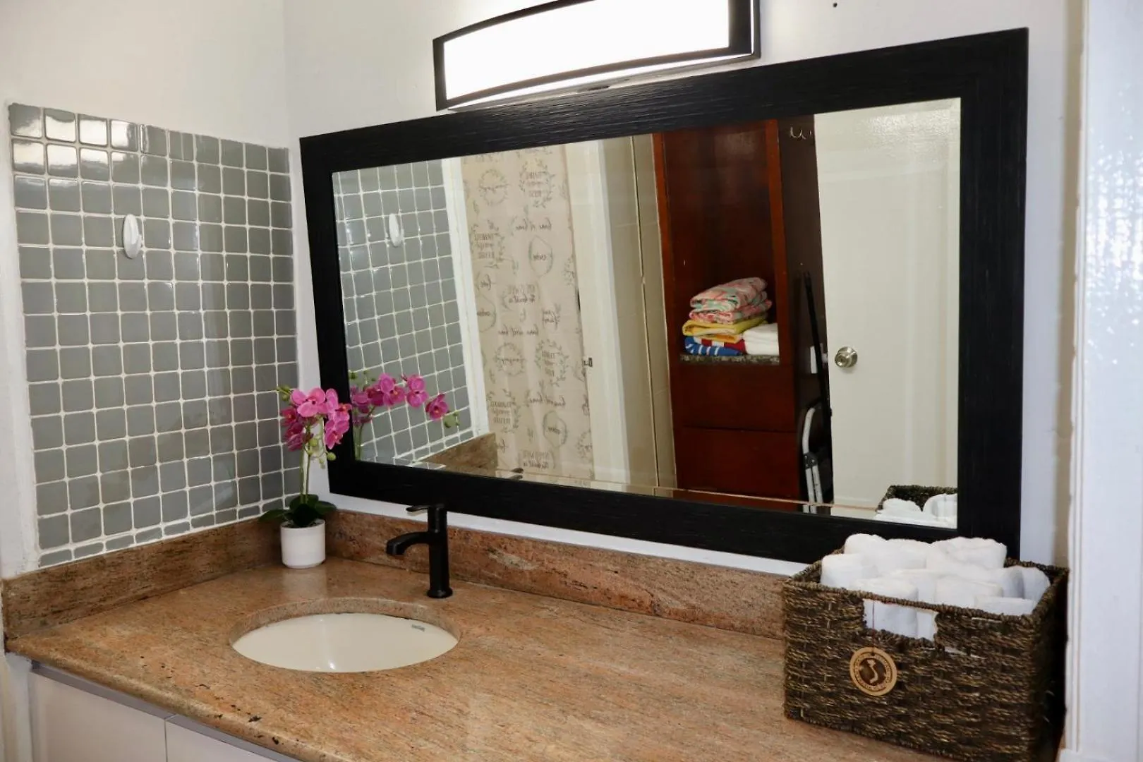 Downtown Isla Verde Luxe Apartment With Pool San Juan